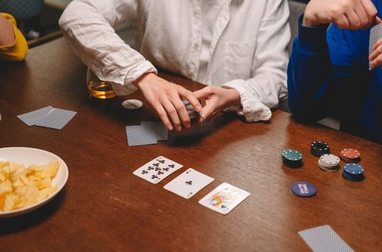 game Debet Baccarat